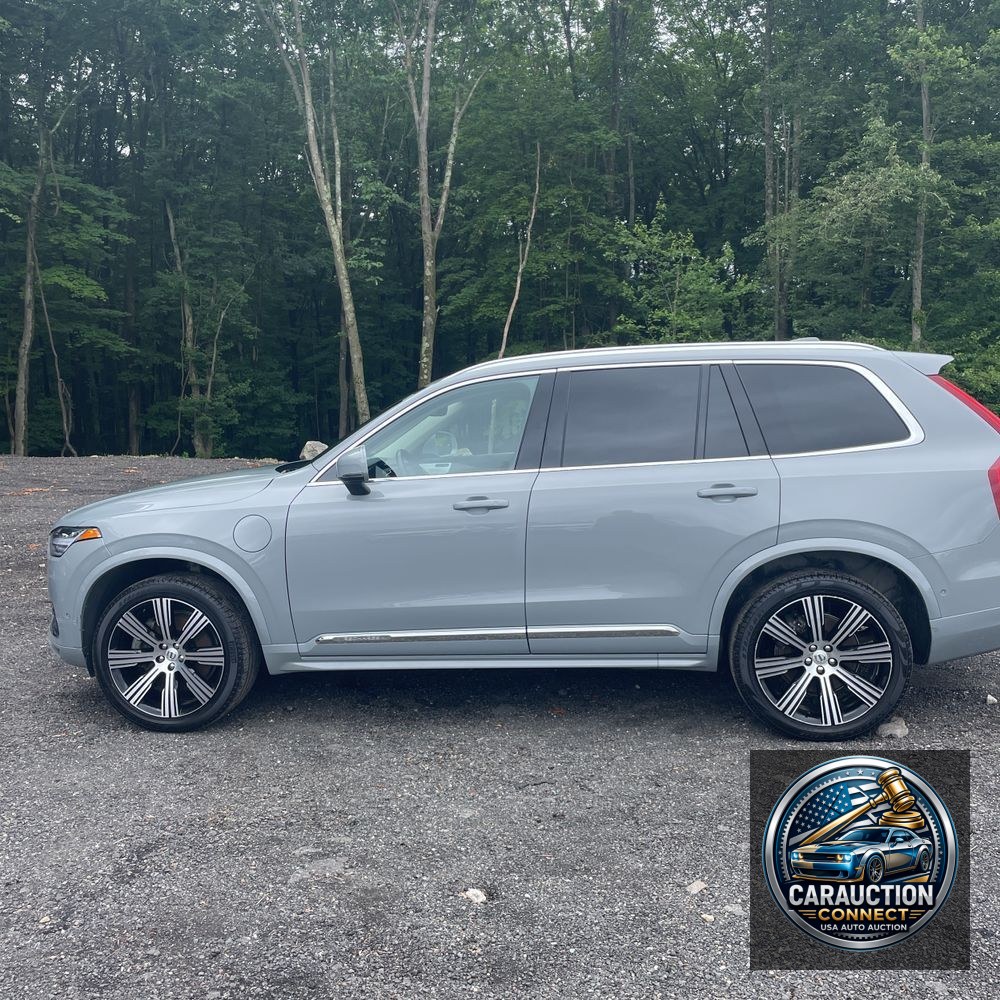 2024 Volvo XC90 T8 - Ultimate PHEV