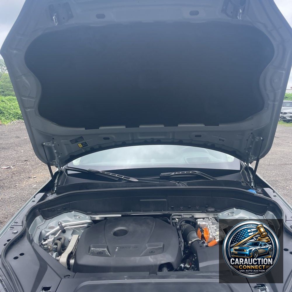 2024 Volvo XC90 T8 - Ultimate PHEV