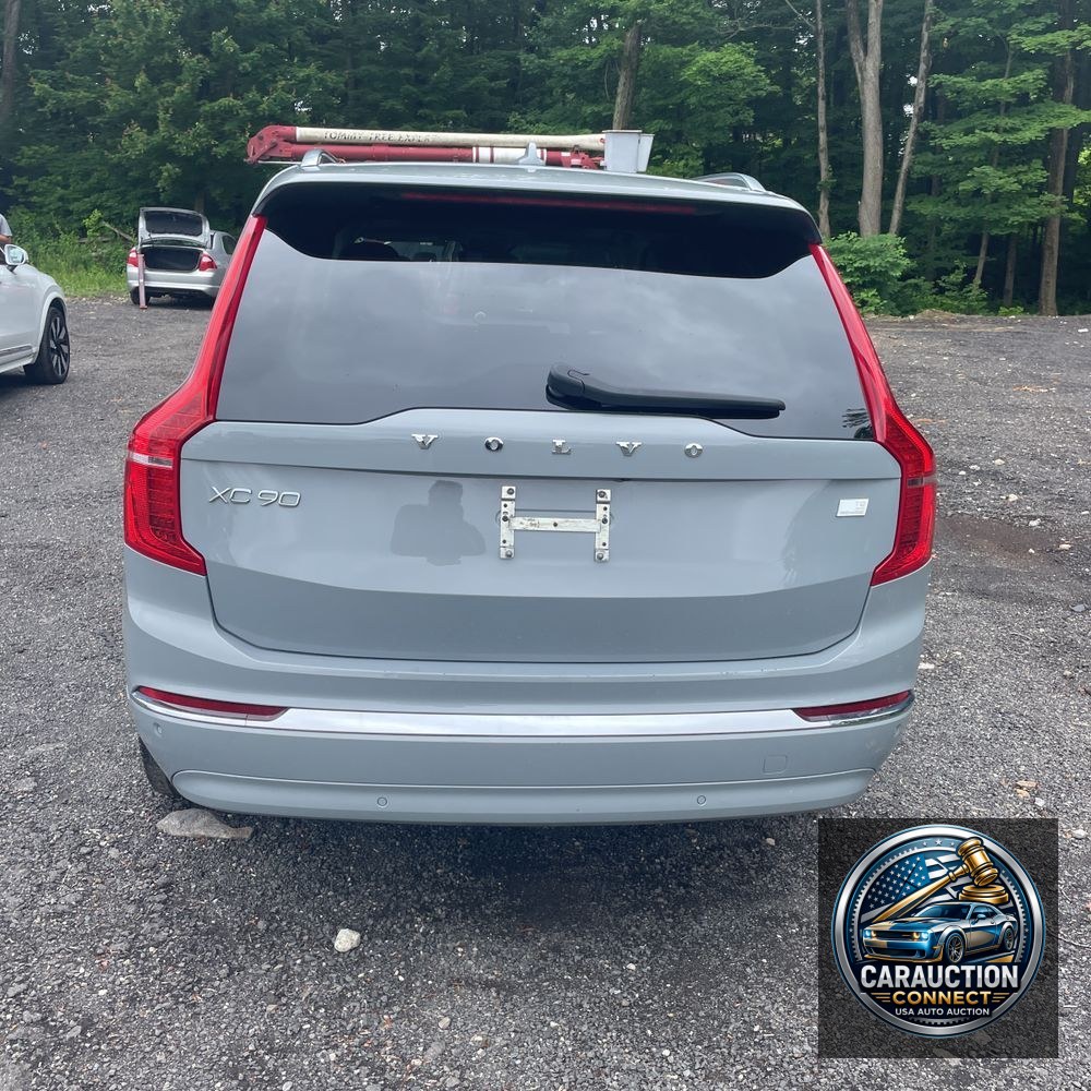 2024 Volvo XC90 T8 - Ultimate PHEV