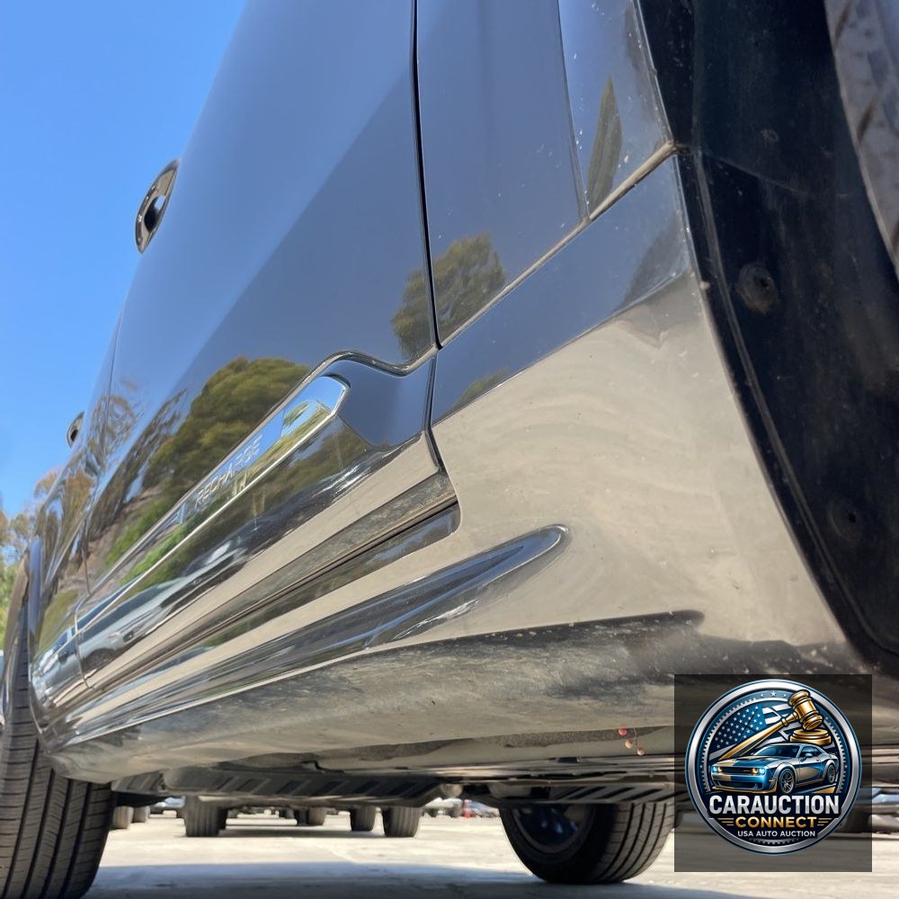 2023 Volvo XC90 T8 - Plus