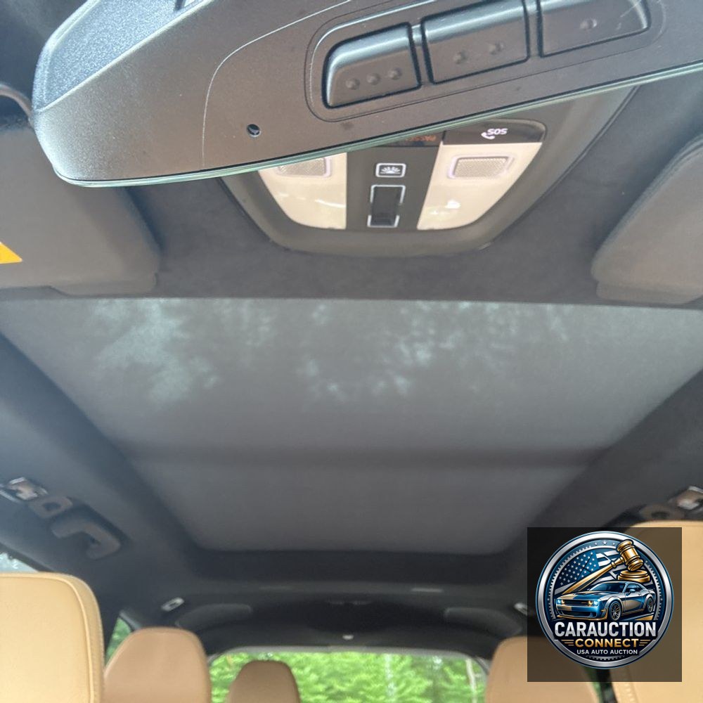 2023 Volvo XC90 T8 - Ultimate
