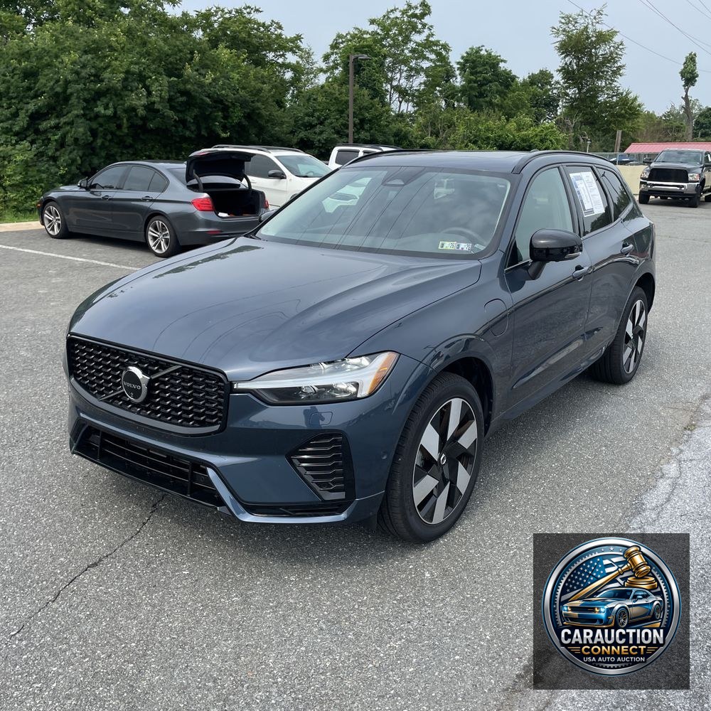 2024 Volvo XC60 T8 - Plus PHEV