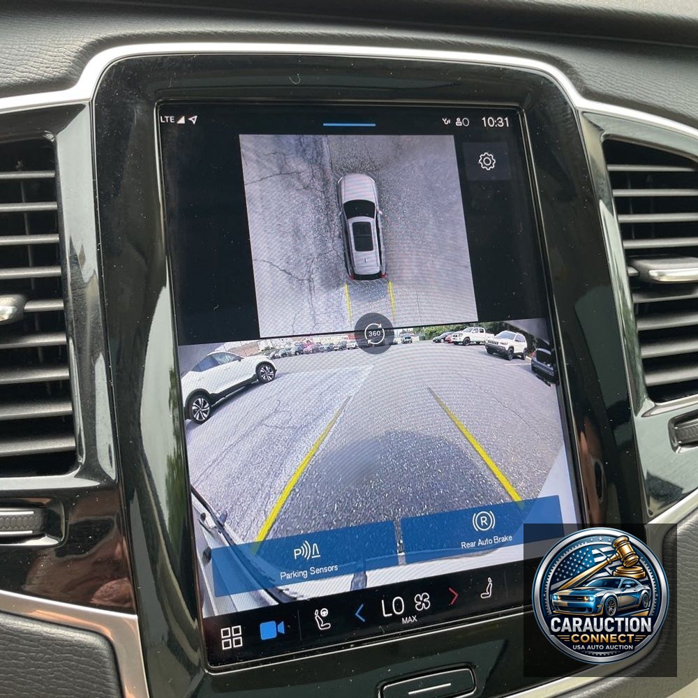 2024 Volvo XC90 T8 - Plus PHEV