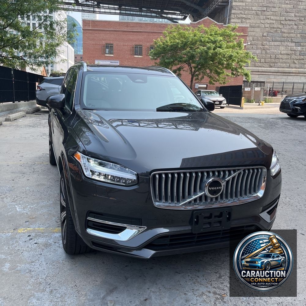 2024 Volvo XC90 T8 - Ultimate PHEV