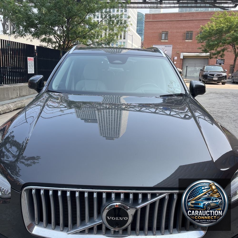 2024 Volvo XC90 T8 - Ultimate PHEV