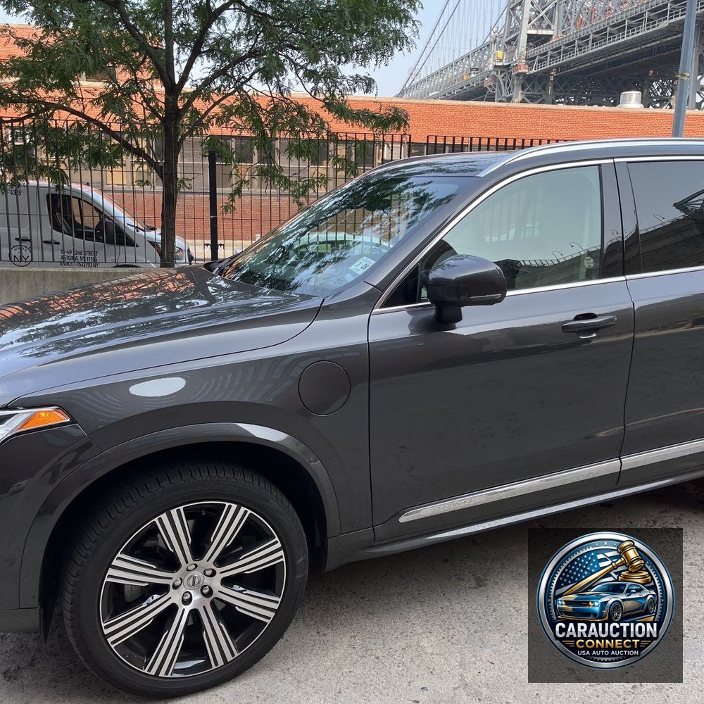 2024 Volvo XC90 T8 - Ultimate PHEV
