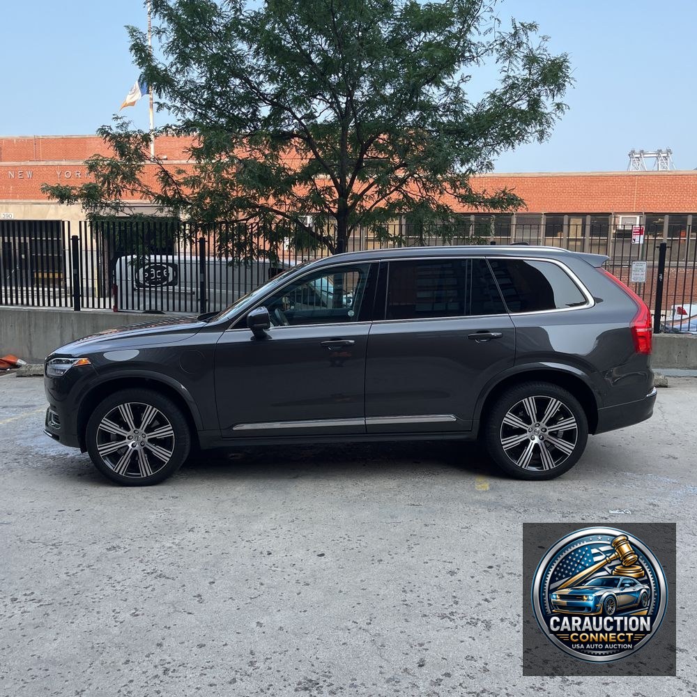 2024 Volvo XC90 T8 - Ultimate PHEV