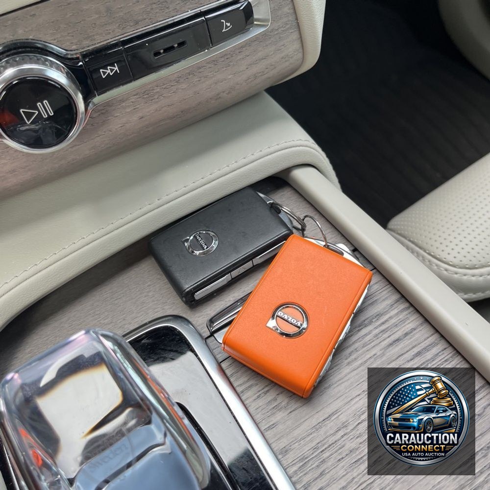 2024 Volvo XC90 T8 - Ultimate PHEV