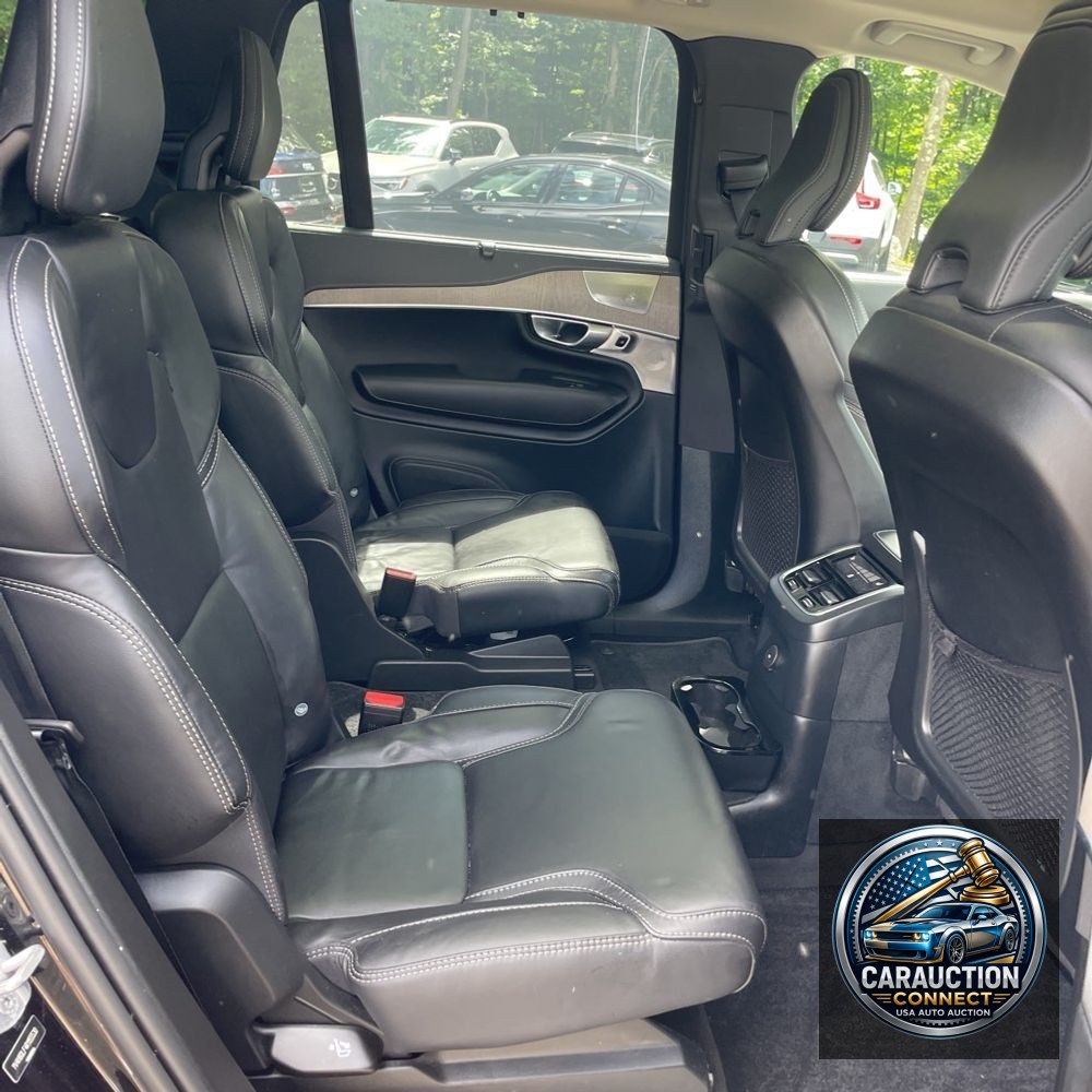 2024 Volvo XC90 T8 - Ultimate PHEV