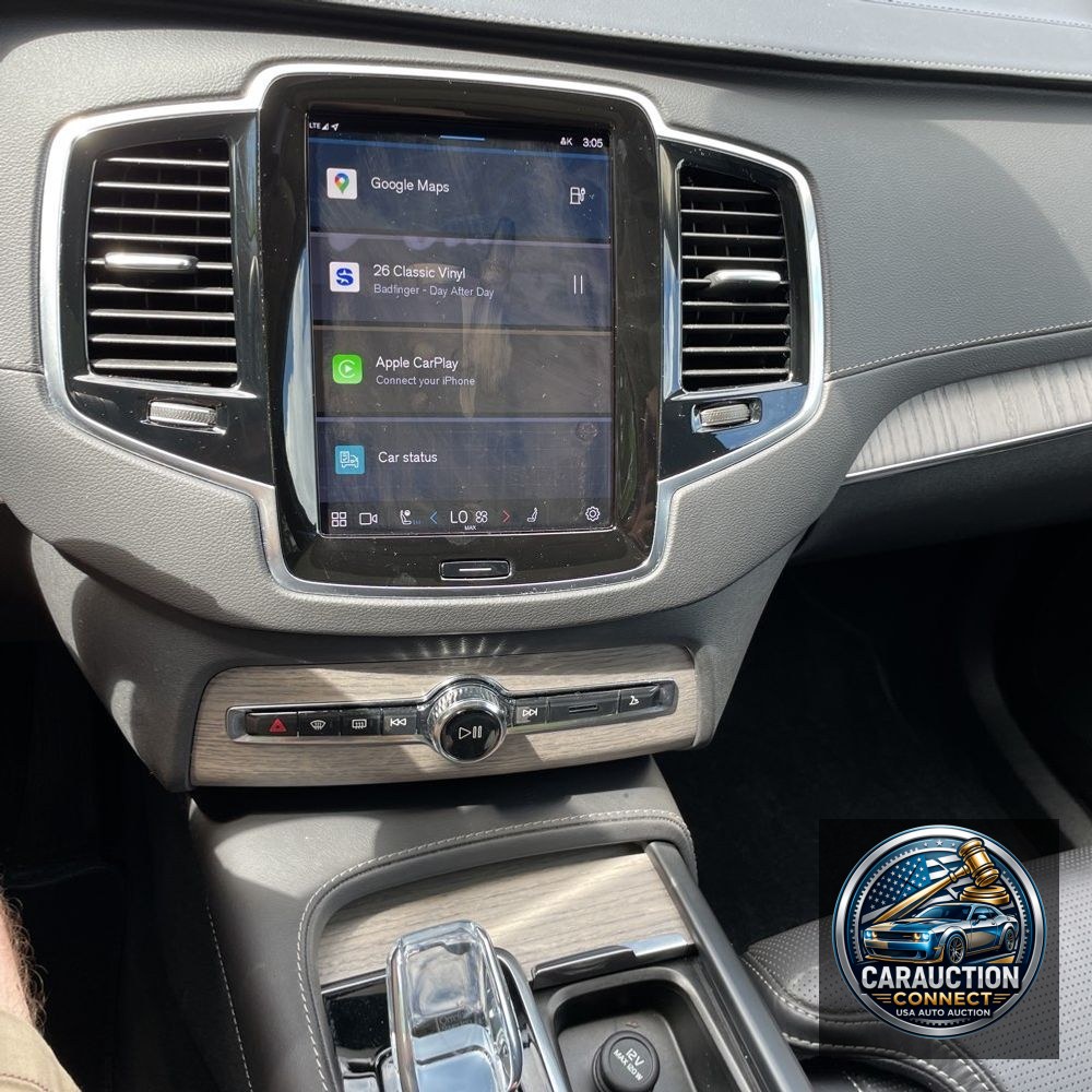 2024 Volvo XC90 T8 - Ultimate PHEV