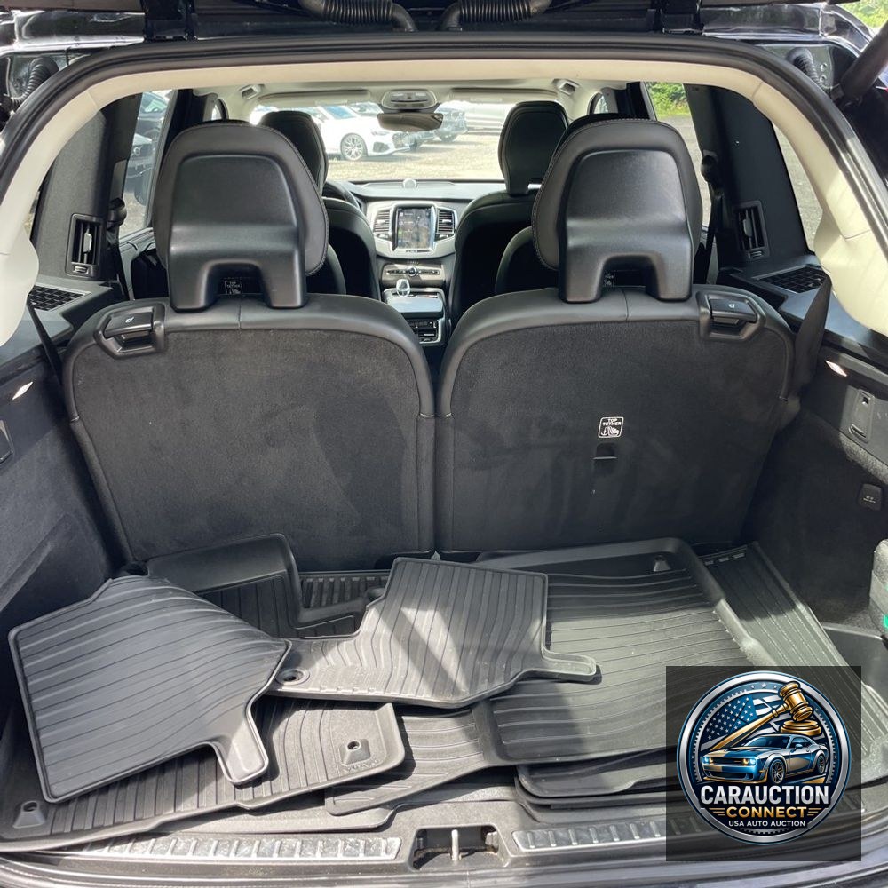 2024 Volvo XC90 T8 - Ultimate PHEV
