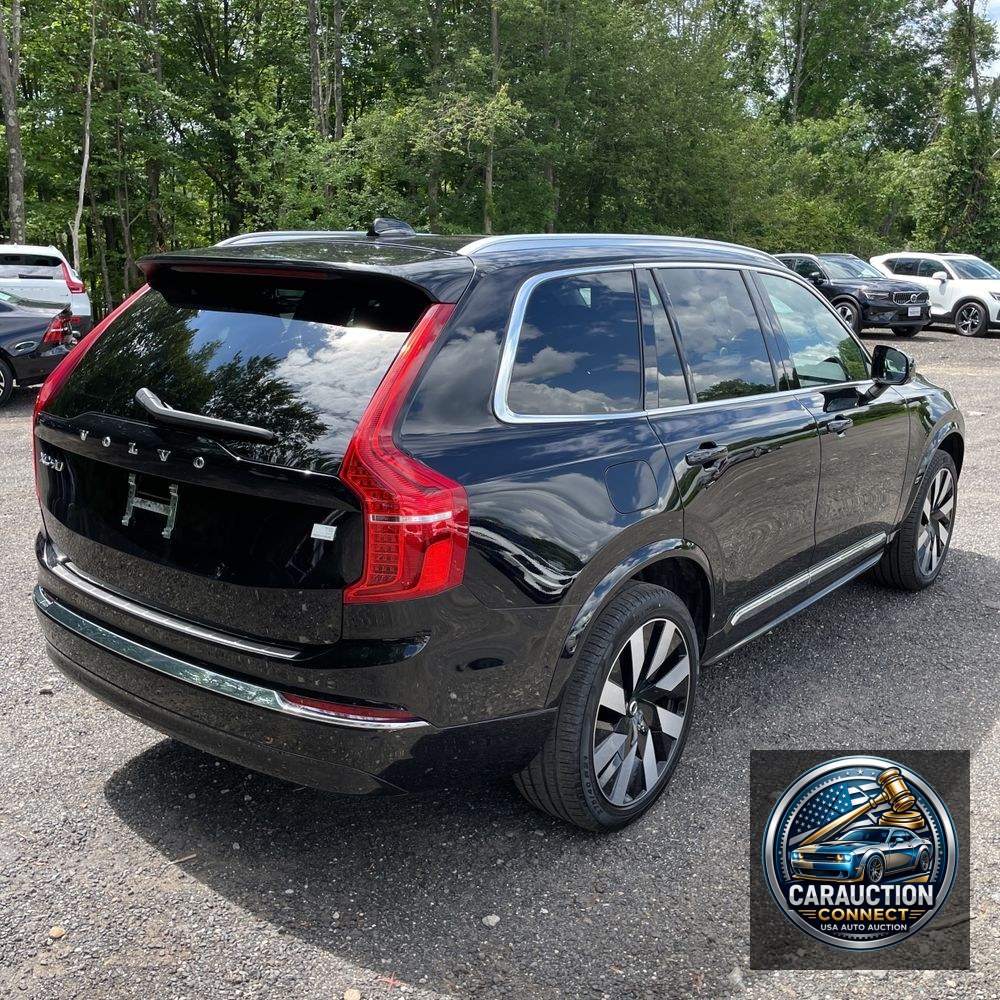 2024 Volvo XC90 T8 - Ultimate PHEV