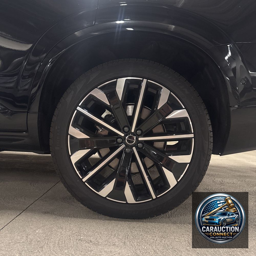 2025 Volvo XC90 2025.5 T8-Plus PHEV