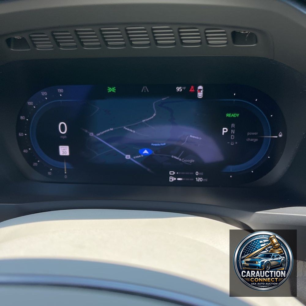 2025 Volvo XC90 T8 - Plus PHEV