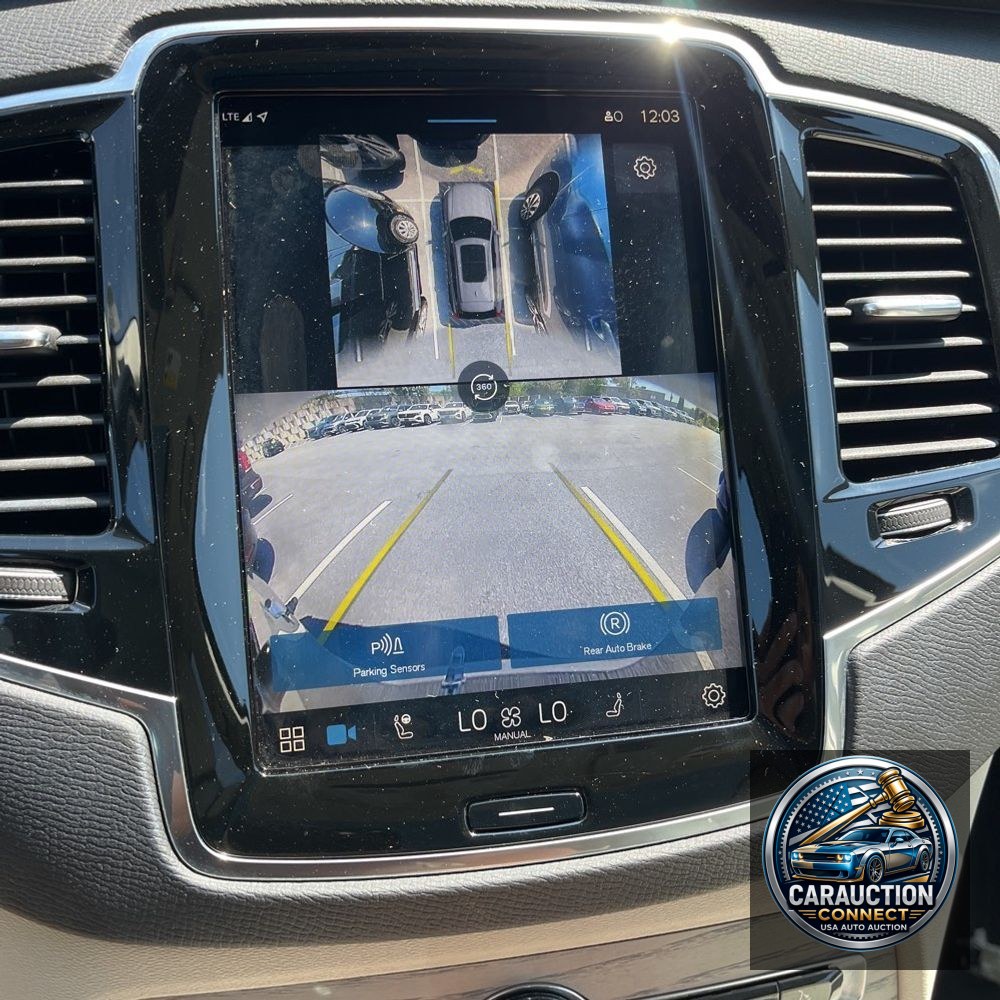 2025 Volvo XC90 T8 - Plus PHEV