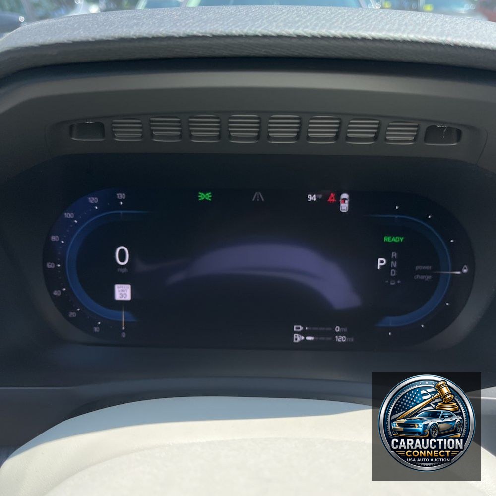 2025 Volvo XC90 T8 - Plus PHEV