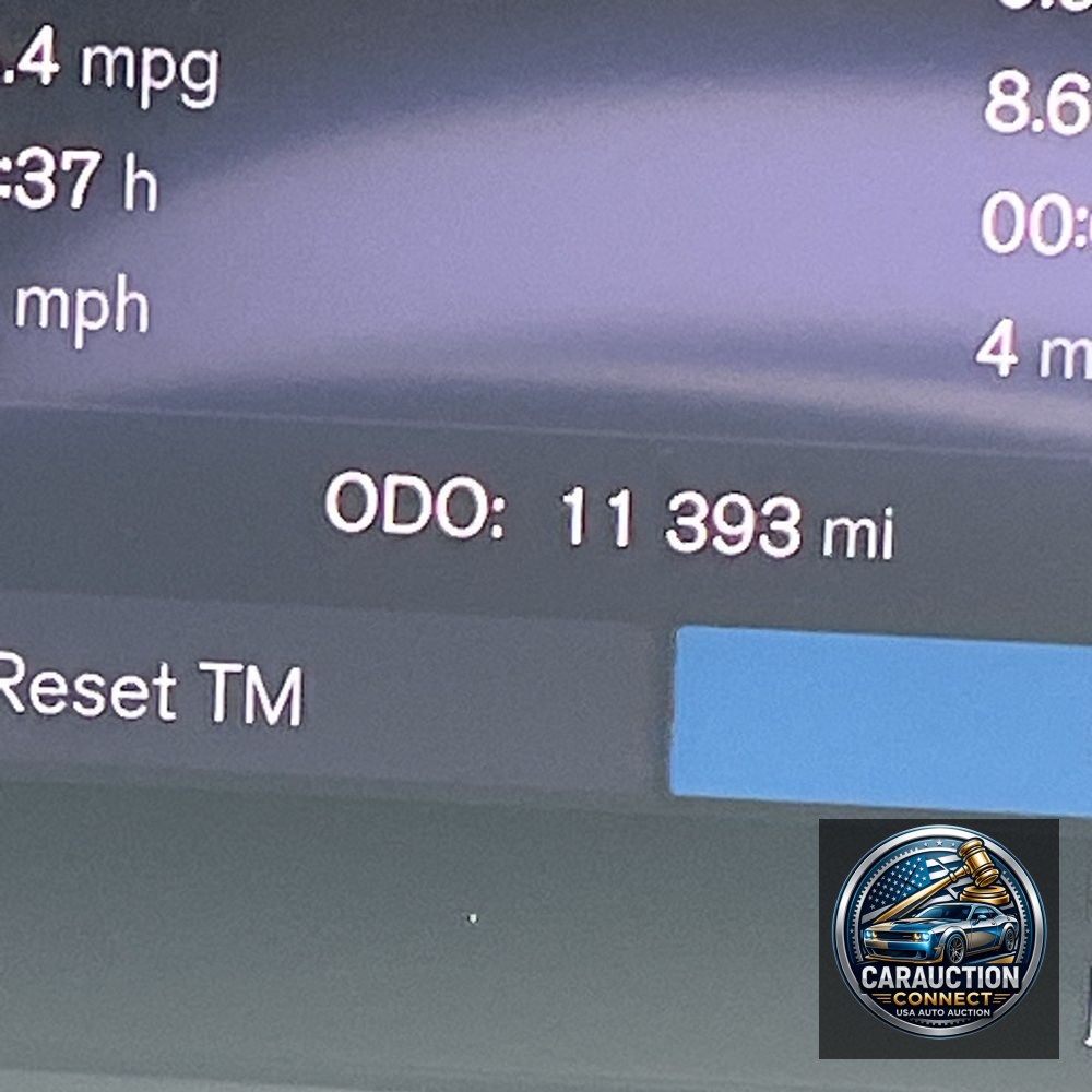 2025 Volvo XC90 T8 - Plus PHEV