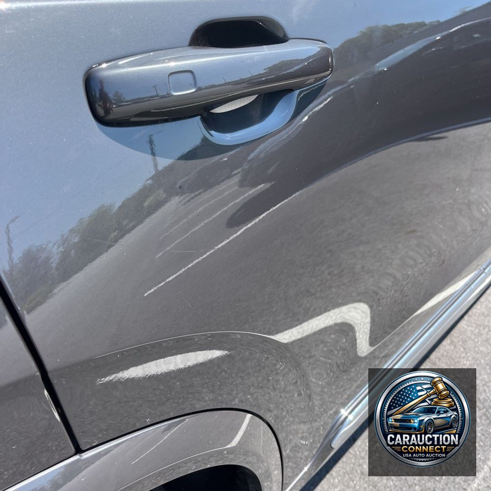 2025 Volvo XC90 T8 - Plus PHEV
