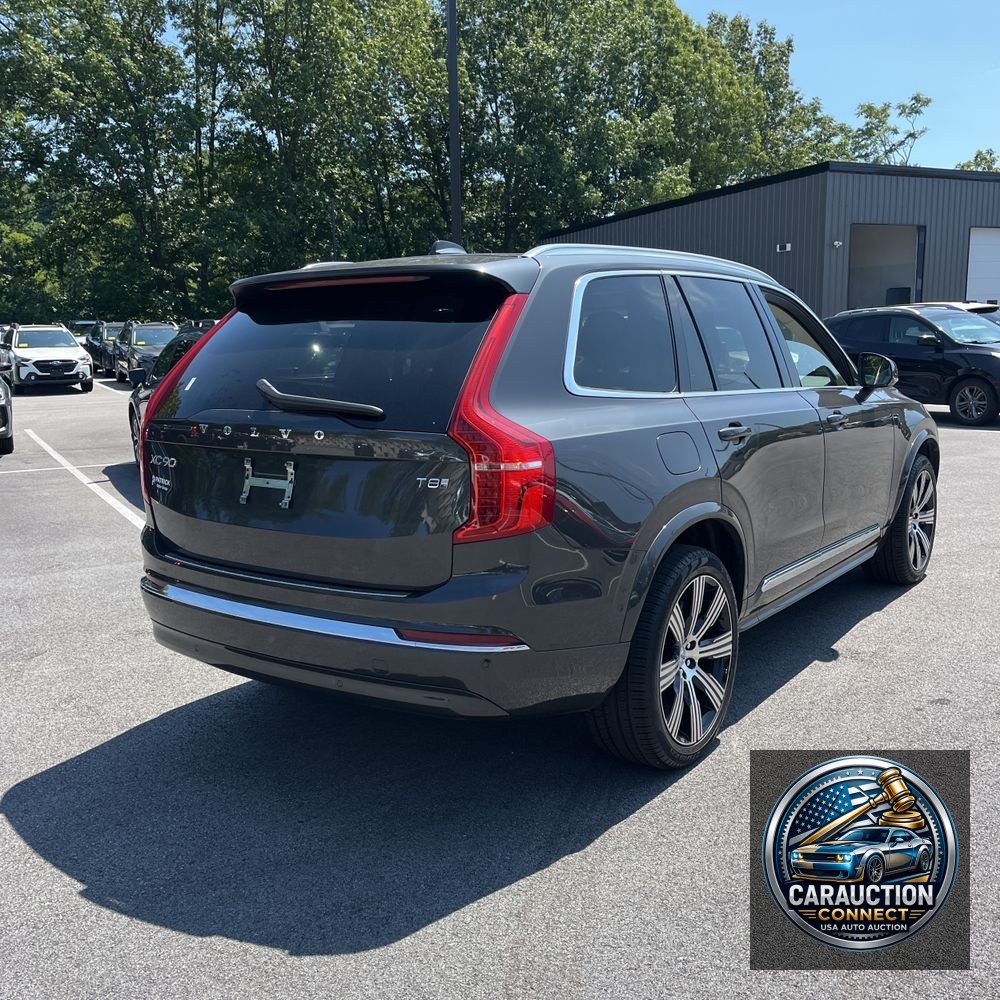 2025 Volvo XC90 T8 - Plus PHEV
