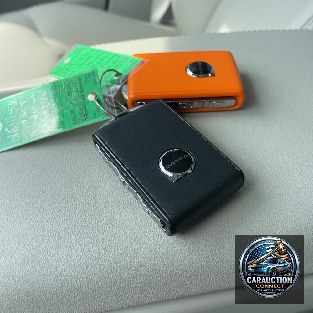 2025 Volvo XC60 T8 - Core PHEV