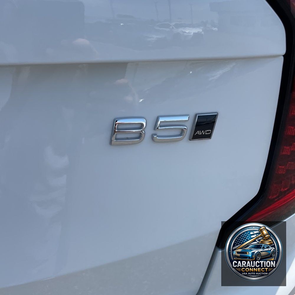 2025 Volvo XC90 B5 Plus Bright Theme 7P