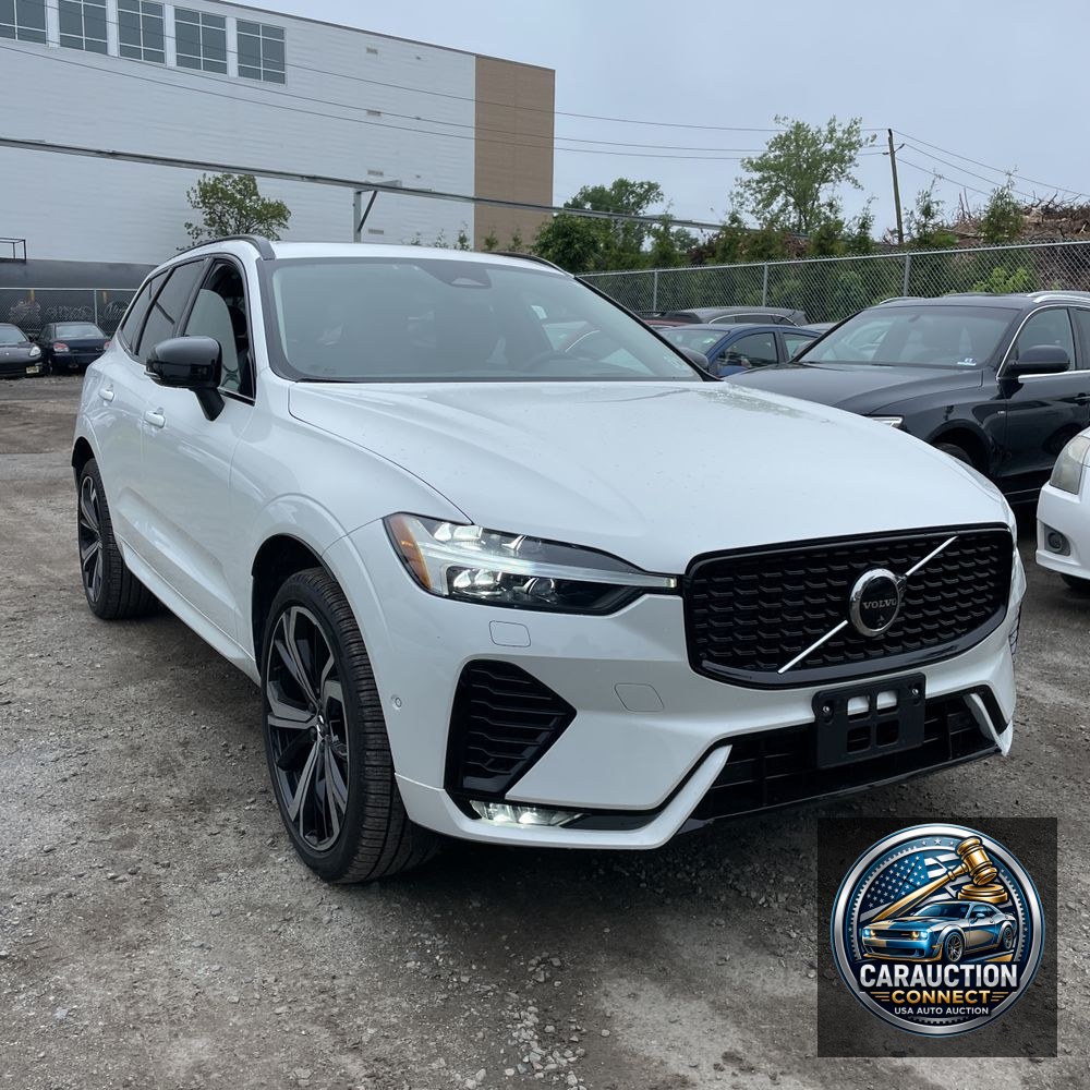 2025 Volvo XC60 B5 - Ultra