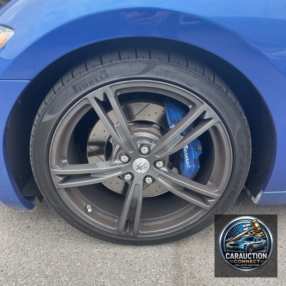2018 Maserati GranTurismo Base