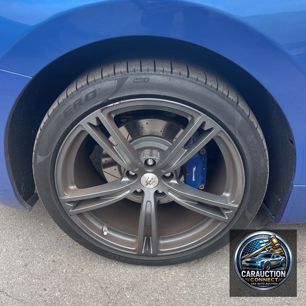 2018 Maserati GranTurismo Base