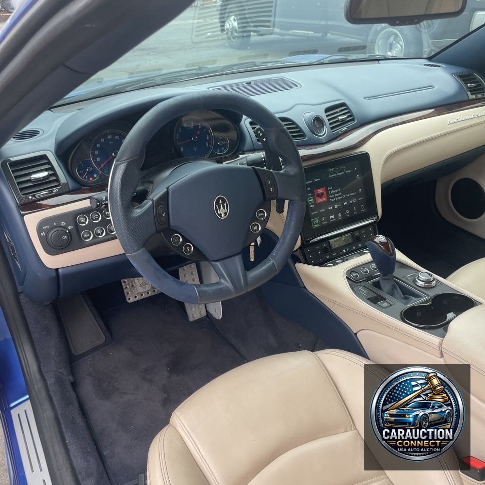 2018 Maserati GranTurismo Base
