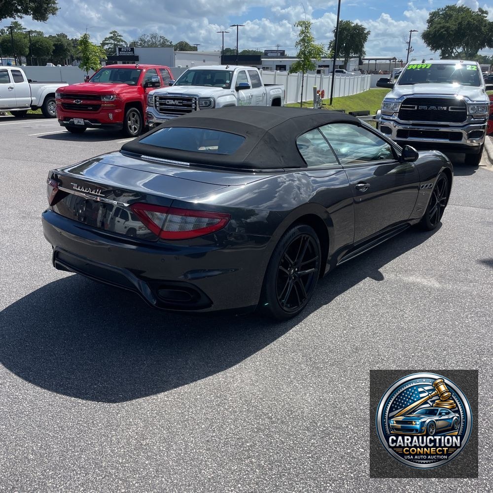 2018 Maserati GranTurismo Base