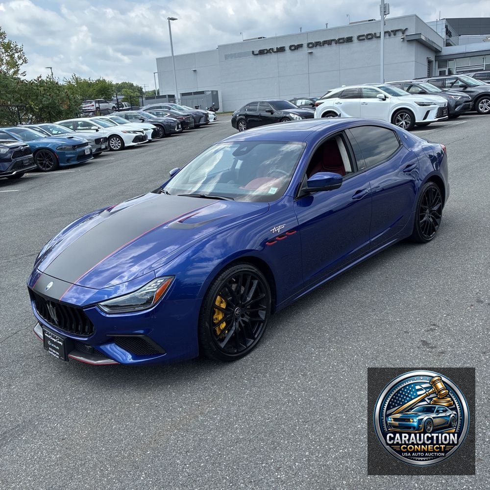 2022 Maserati Ghibli Trofeo