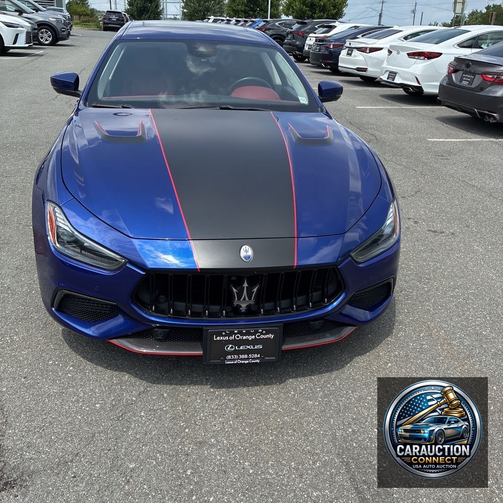 2022 Maserati Ghibli Trofeo