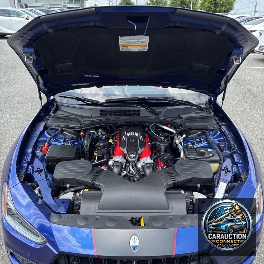 2022 Maserati Ghibli Trofeo