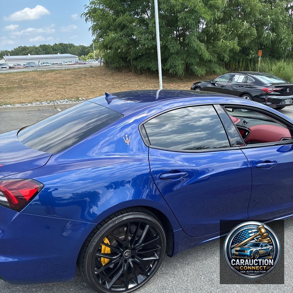 2022 Maserati Ghibli Trofeo