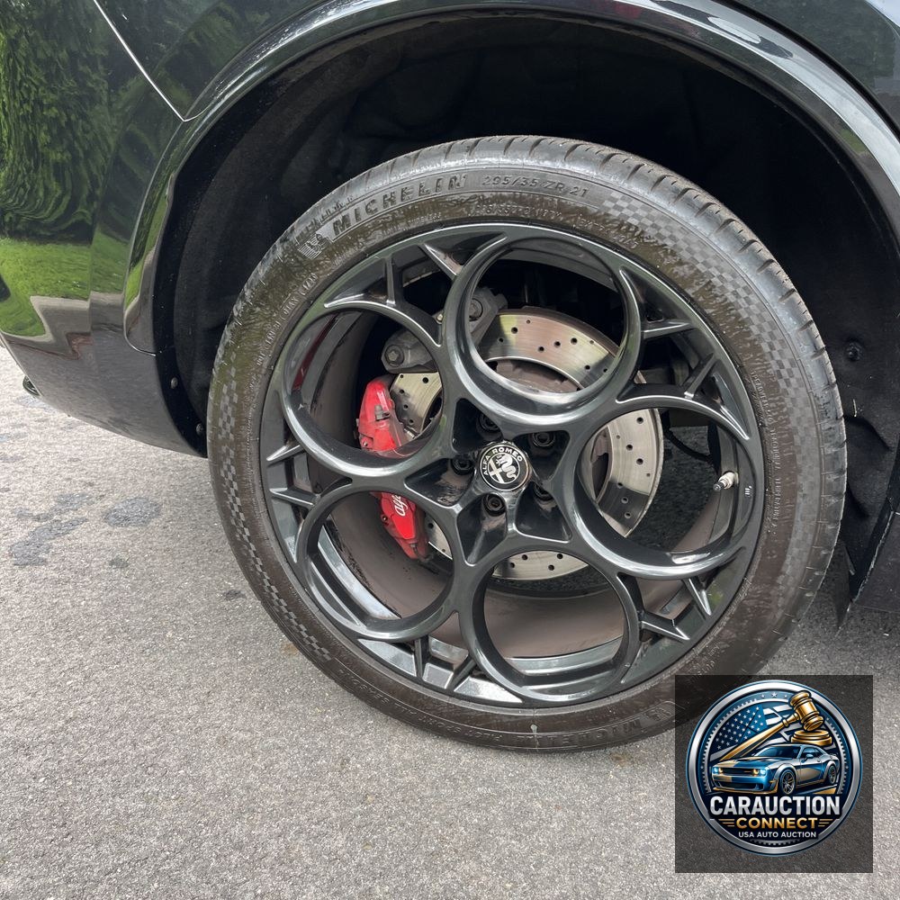 2024 Alfa Romeo Stelvio Quadrifoglio