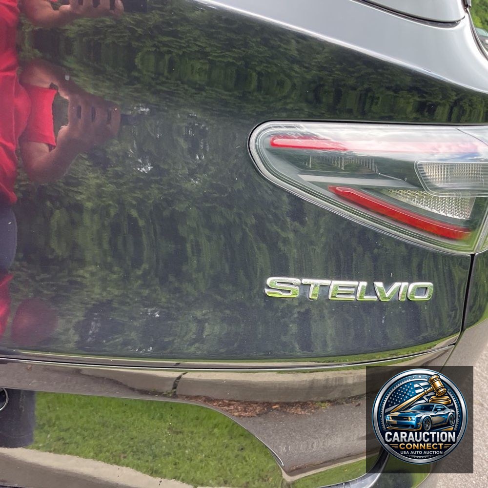 2024 Alfa Romeo Stelvio Quadrifoglio