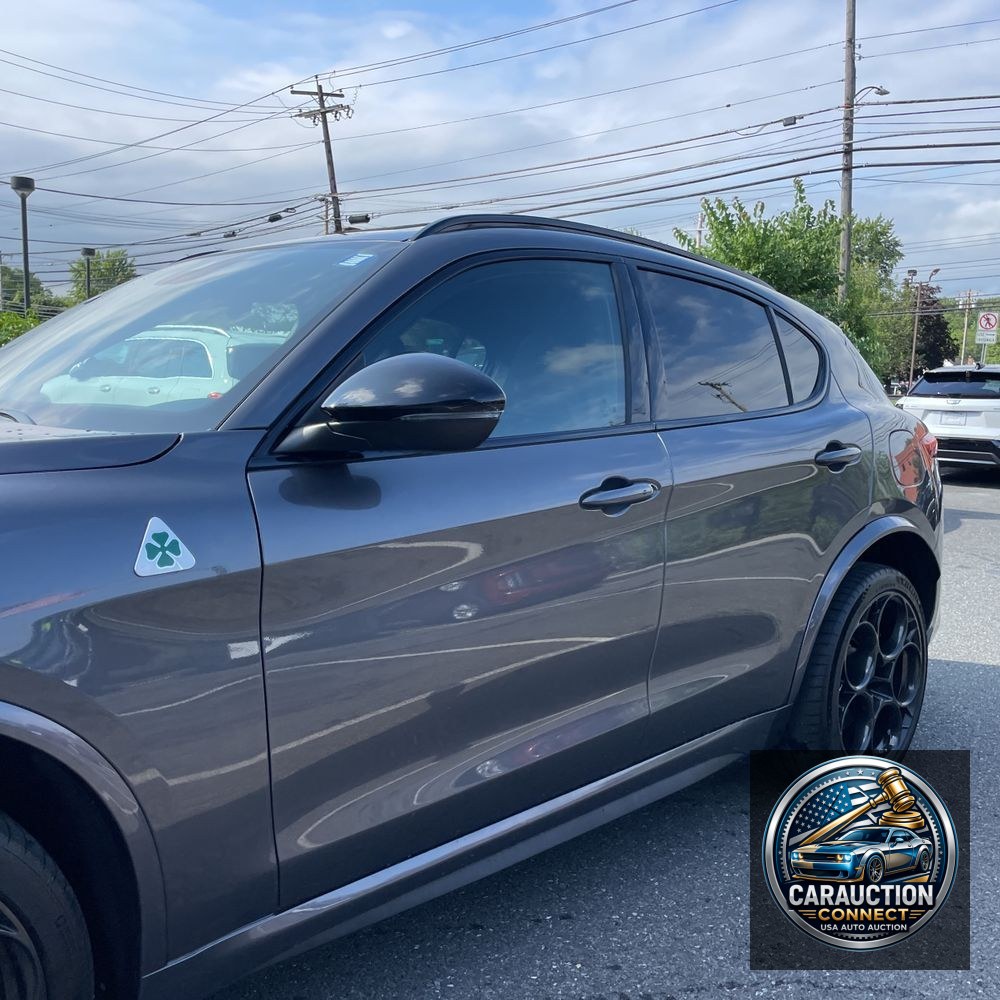 2023 Alfa Romeo Stelvio Quadrifoglio
