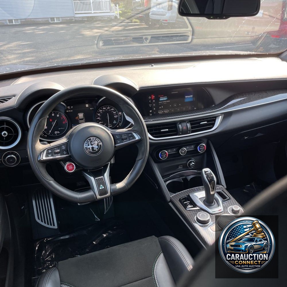 2023 Alfa Romeo Stelvio Quadrifoglio