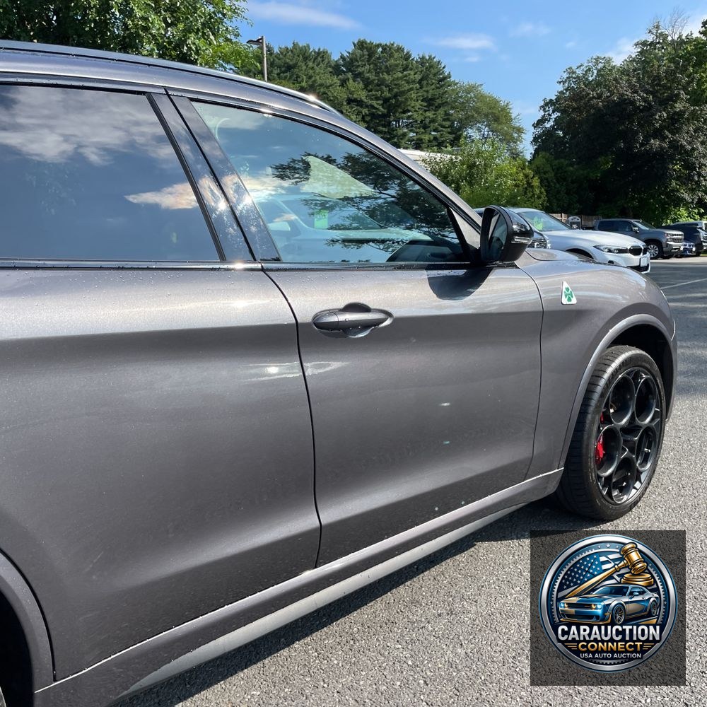2023 Alfa Romeo Stelvio Quadrifoglio