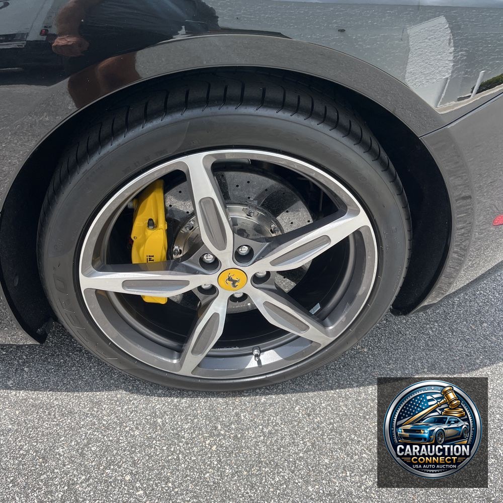 2013 Ferrari California Base