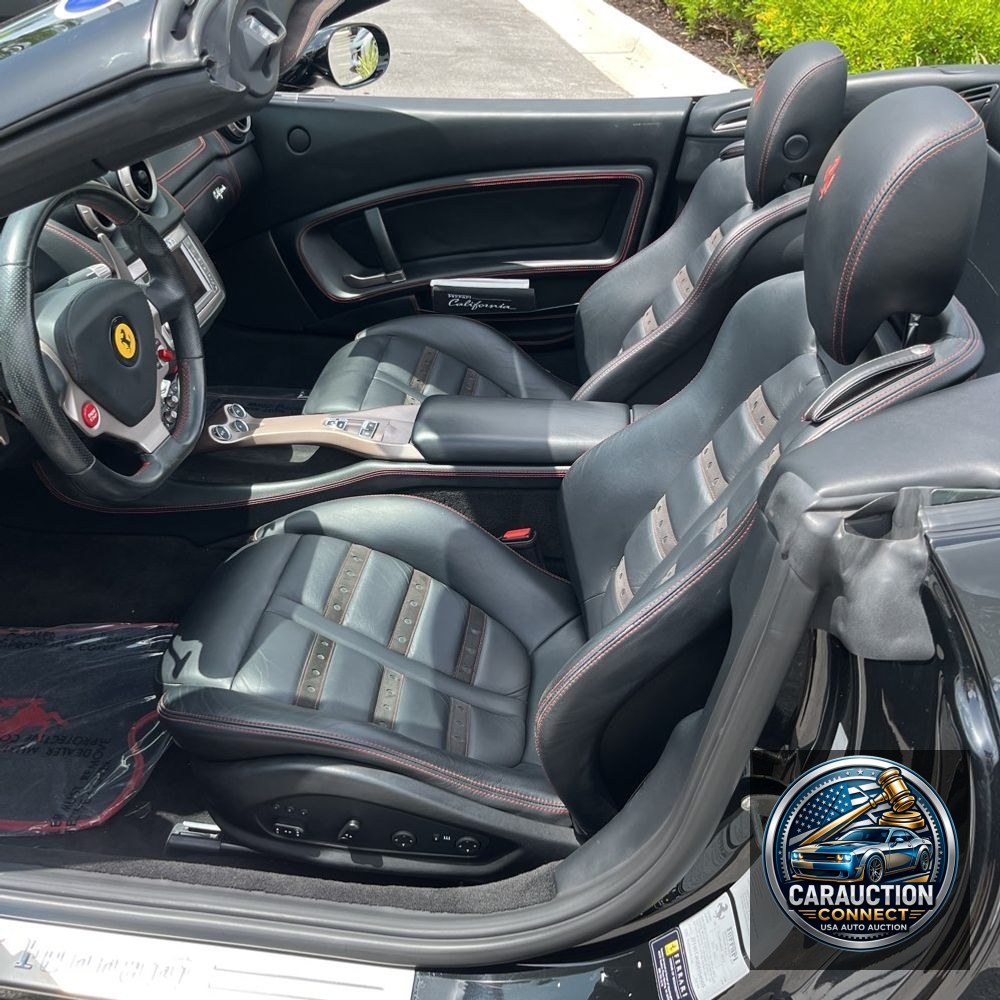 2013 Ferrari California Base