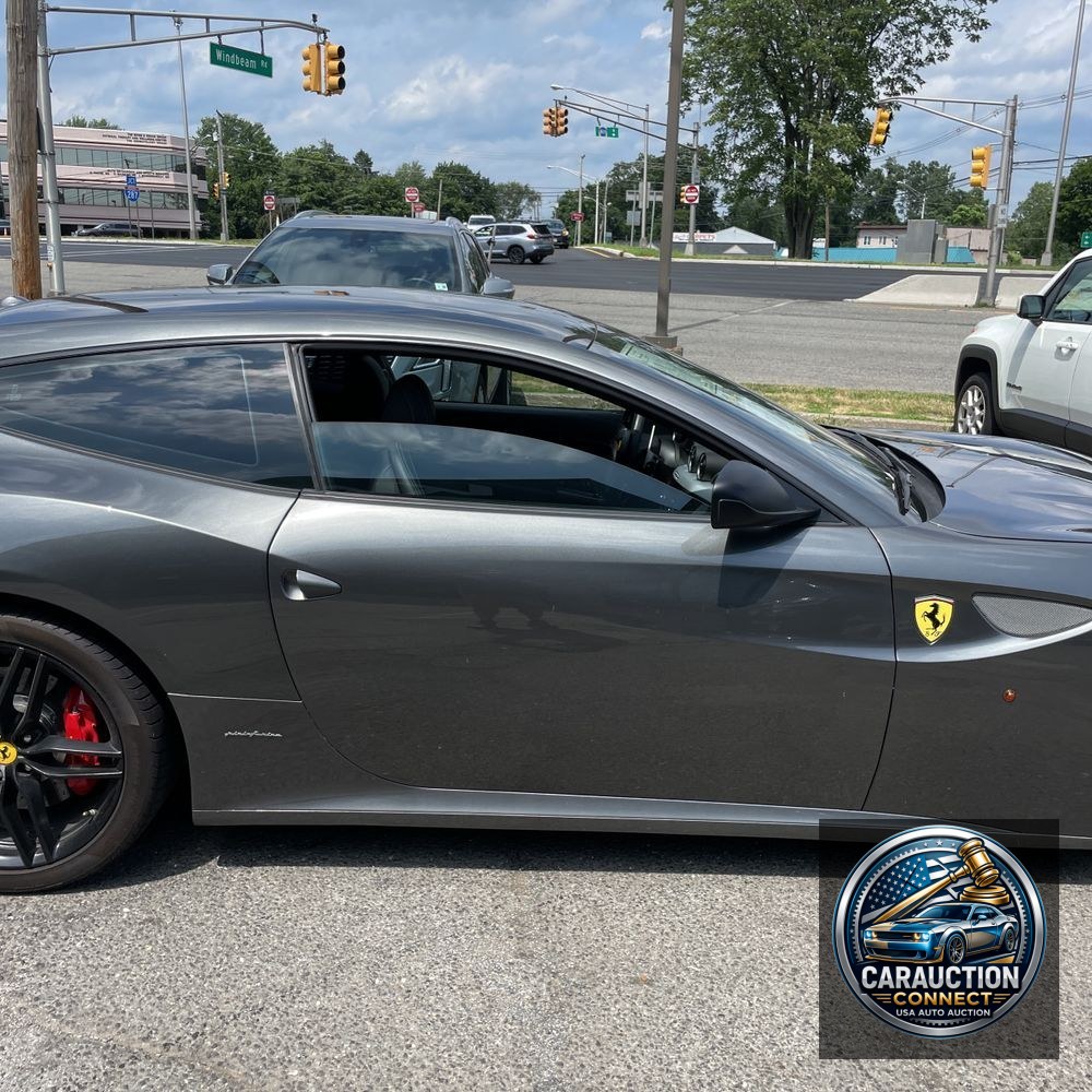 2016 Ferrari FF Base