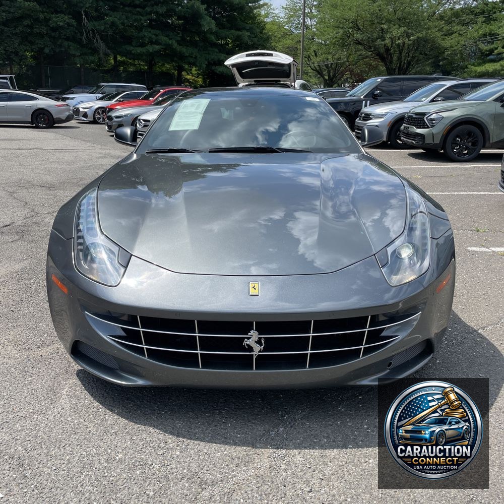 2016 Ferrari FF Base