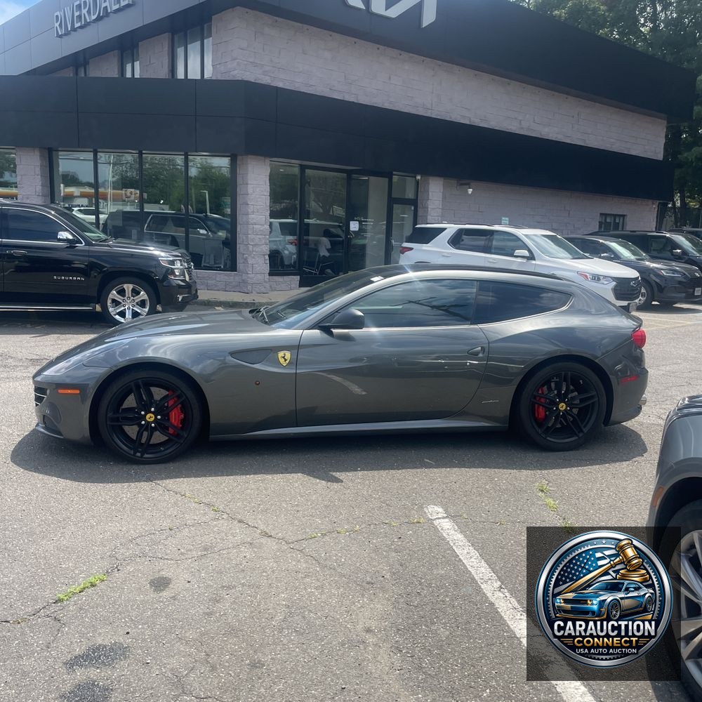 2016 Ferrari FF Base
