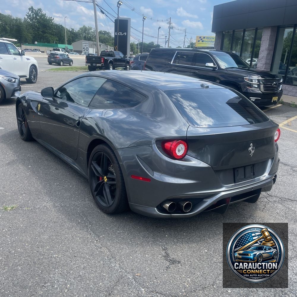2016 Ferrari FF Base