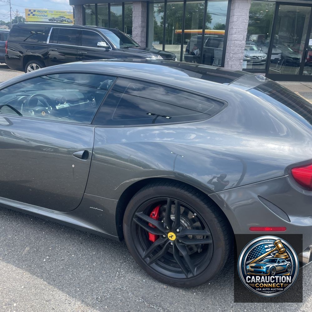2016 Ferrari FF Base