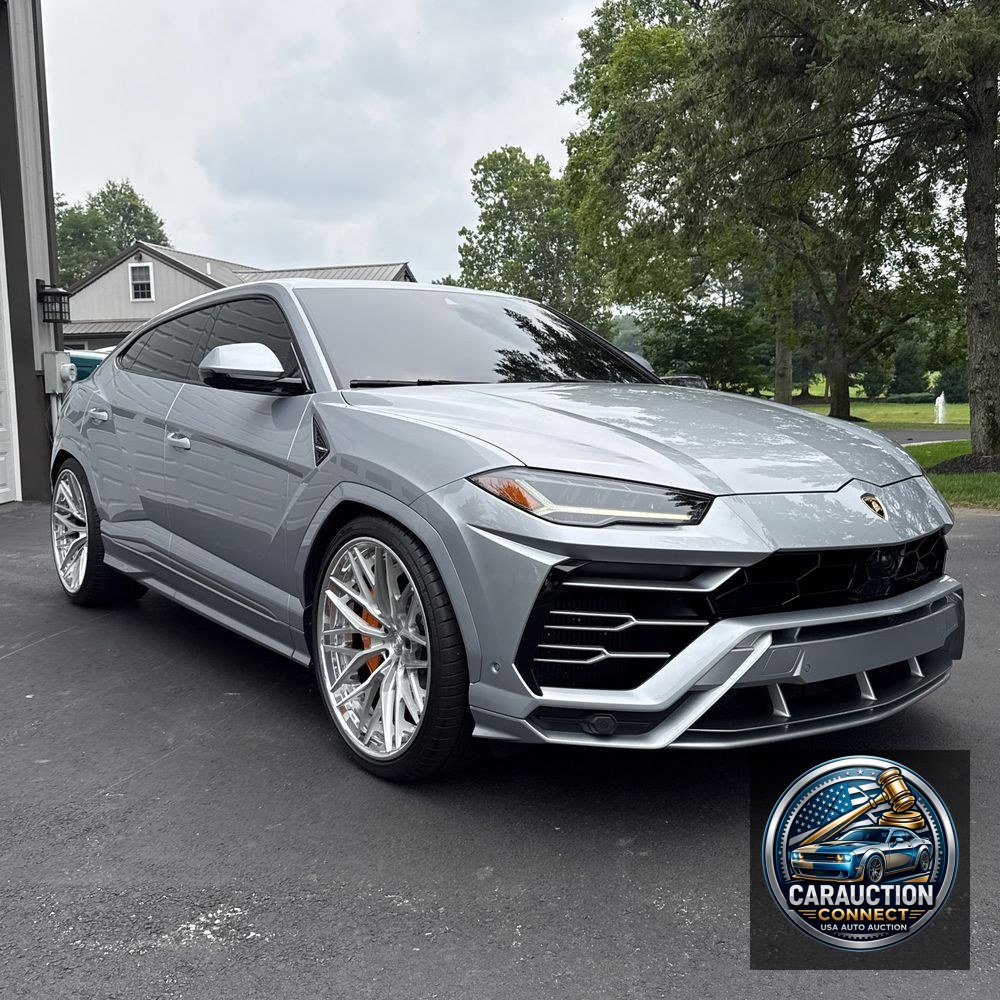 2020 Lamborghini Urus Base