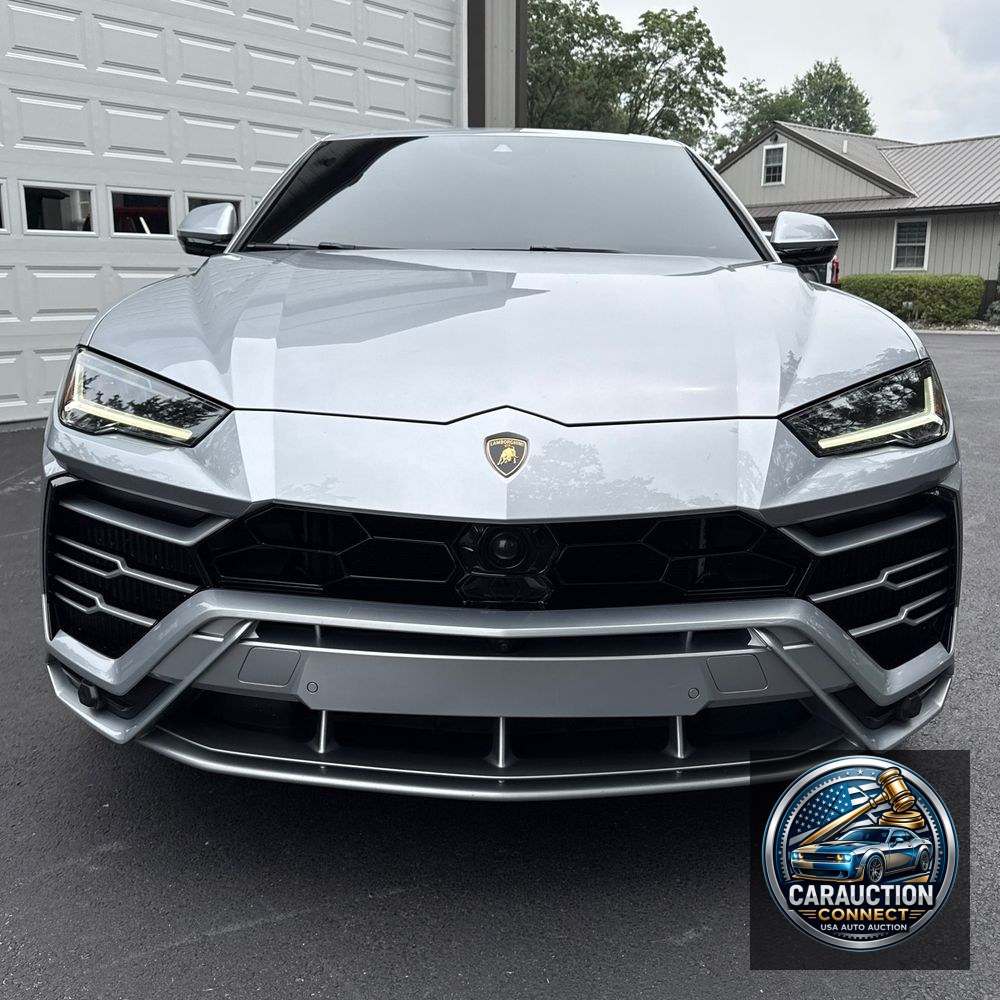 2020 Lamborghini Urus Base