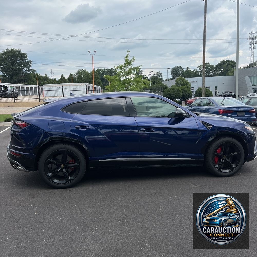 2021 Lamborghini Urus Base