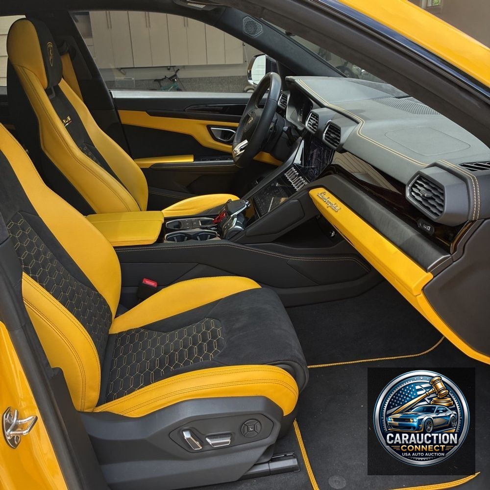 2022 Lamborghini Urus Base